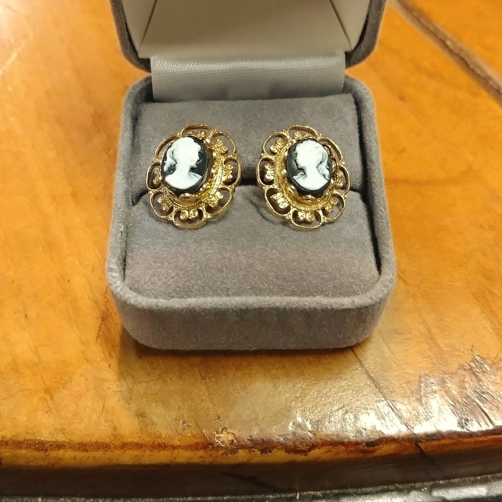Replica antique cameo earrings
